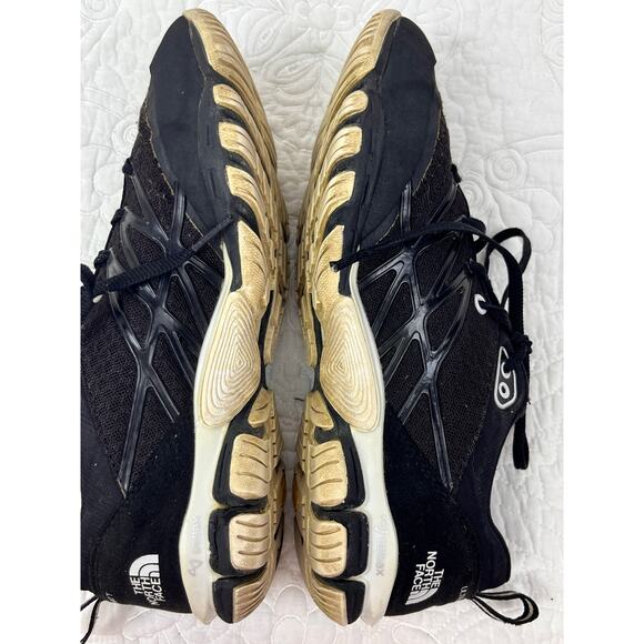 North Face Women's Size 7 Black/White Ultrakilowatt Lace Up Athletic Sneakers - Picture 4 of 10